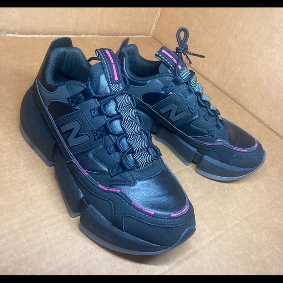 New Balance Vision Racer x Jaden Smith Black Pink 2021 Size 10  Great Condition - Picture 1 of 12